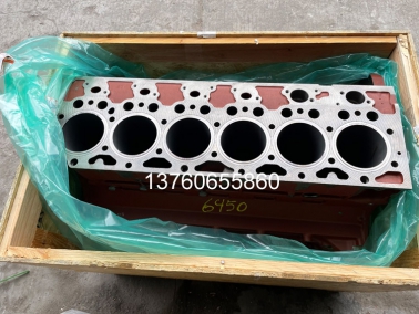 D7E原装发动机缸体